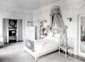 Loula Long’s Bedroom, 1912