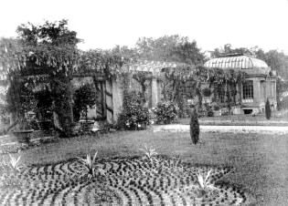 A garden at Corinthian Hall
